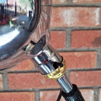 Lot 491: 60" Tall Custom Microphone Stand Flexible Light TESTED A+