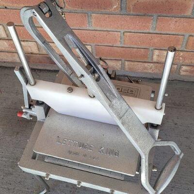 Lot 493: LINCOLN REDCO Lettuce King Chopper Press Tool