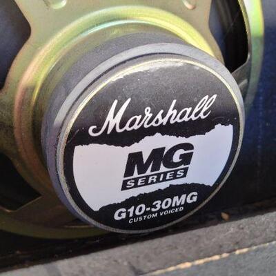 Lot 494: Vintage MARSHALL MG-30DFX - Needs Rewire
