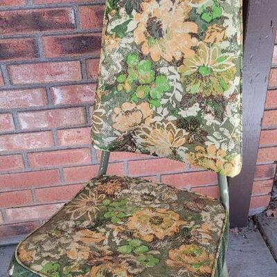 Lot 499: Vintage Mid Century Modern HOWELL Metal Chair