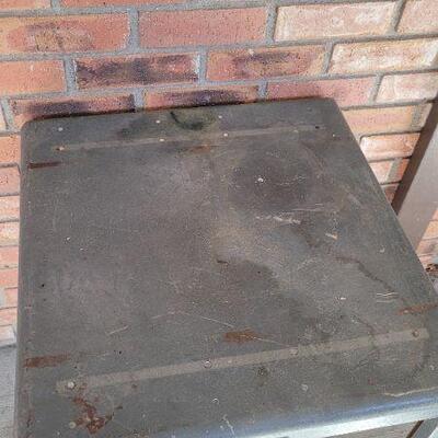 Lot 502: Vintage Metal DIEBOLD Shop Table 