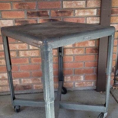 Lot 502: Vintage Metal DIEBOLD Shop Table 