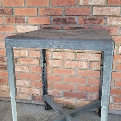 Lot 502: Vintage Metal DIEBOLD Shop Table 