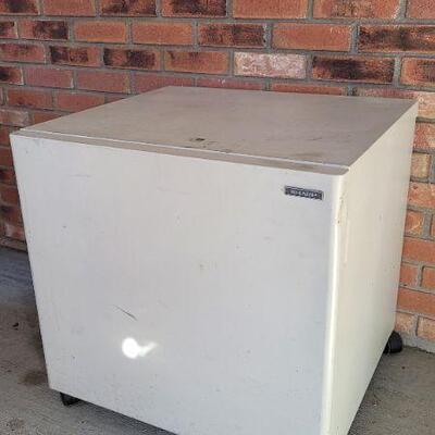 Lot 507: Vintage SHARP Metal 2-Shelf Storage Cabinet 
