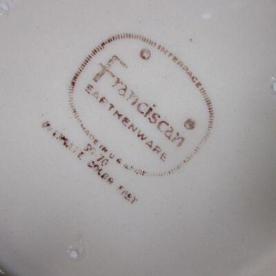 Lot 149 - Franciscan Earthenware - Serving Bowls & Plates