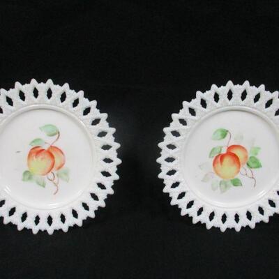 Lot 154 - Hand Painted Pierced Edge Small Plates