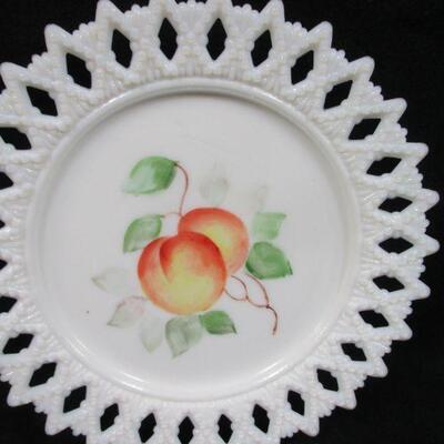 Lot 154 - Hand Painted Pierced Edge Small Plates