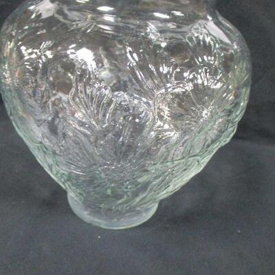 Lot 157 - Clear Glass Vase Flower Design 