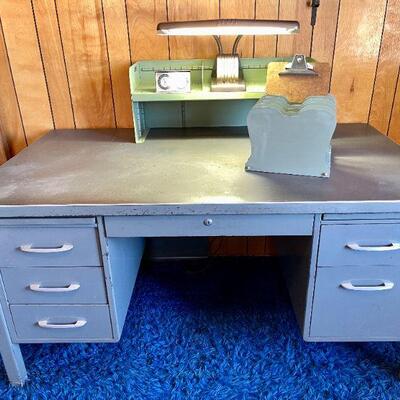 LOT 67  ANTIQUE INDUSTRIAL METAL OFFICE DESK BY GENERAL FIREPROOFING CO YOUNGSTOWN OHIO
