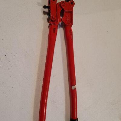 Lot 520: Vintage Set of Bolt Cutters 