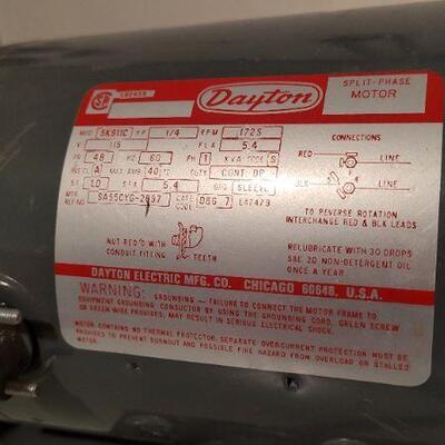 Lot 521: Vintage DAYTON 1/4 Horsepower Split Phase Motor TESTED A+