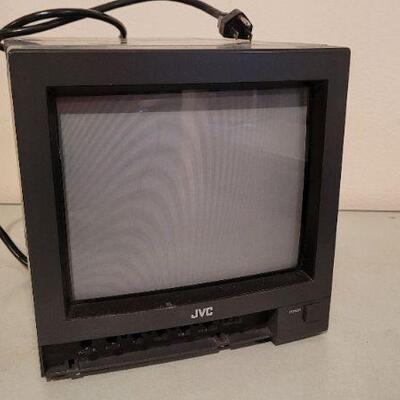 Lot 525: Vintage JVC TM-9U SECURITY Color Video Monitor