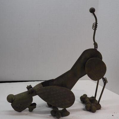 Lot 34  Moveable Doggie Doorman