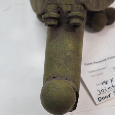 Lot 34  Moveable Doggie Doorman