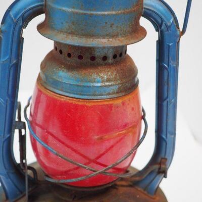 Lot 39  Lanterns