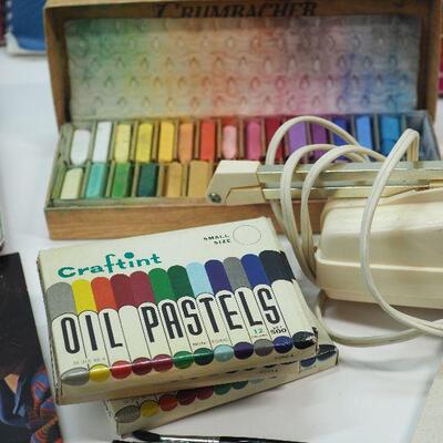 Lot 44 painting and drawing