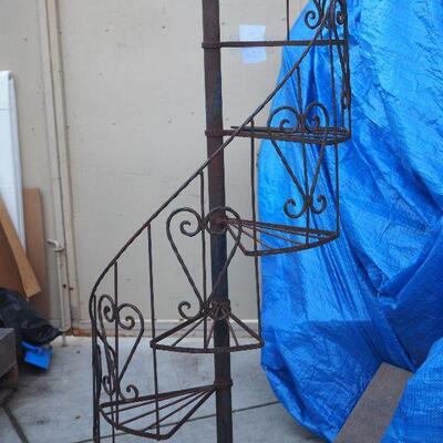 Lot 45 Metal Plant ladder