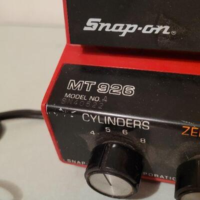 Lot 532: Vintage SNAP-ON MT 926 Multimeter - Needs Battery 
