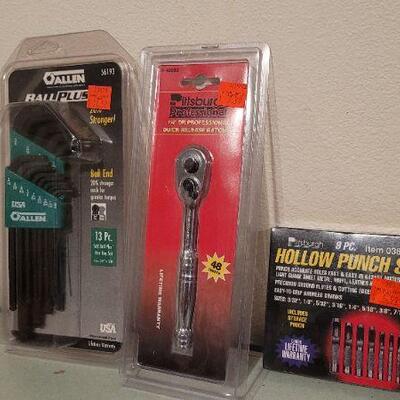 Lot 544: Assorted NEW Tools - (Punch Set, Allen Wrench Set & Quick Release Ratchet)