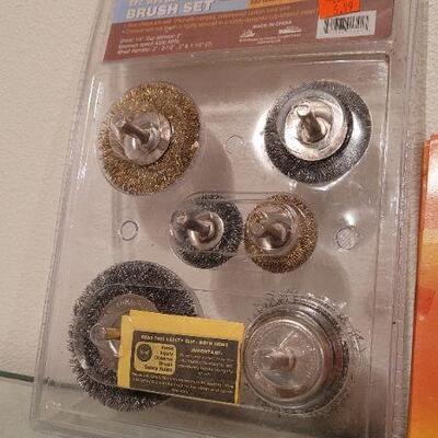 Lot 545: New Cut off Wheels + 6 pc. WIRE Brush Set