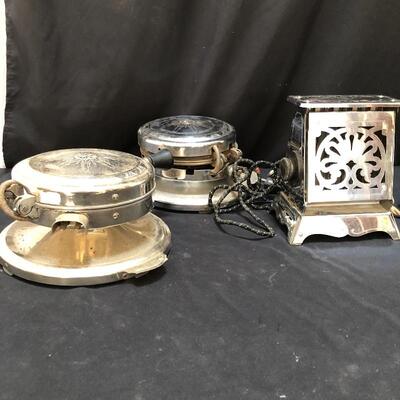 Lot 39 - Vintage Hotpoint Small Appliances