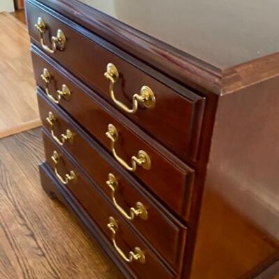 Chippendale 4 Drawer Side Table Chest by Hickory / James River Plantation