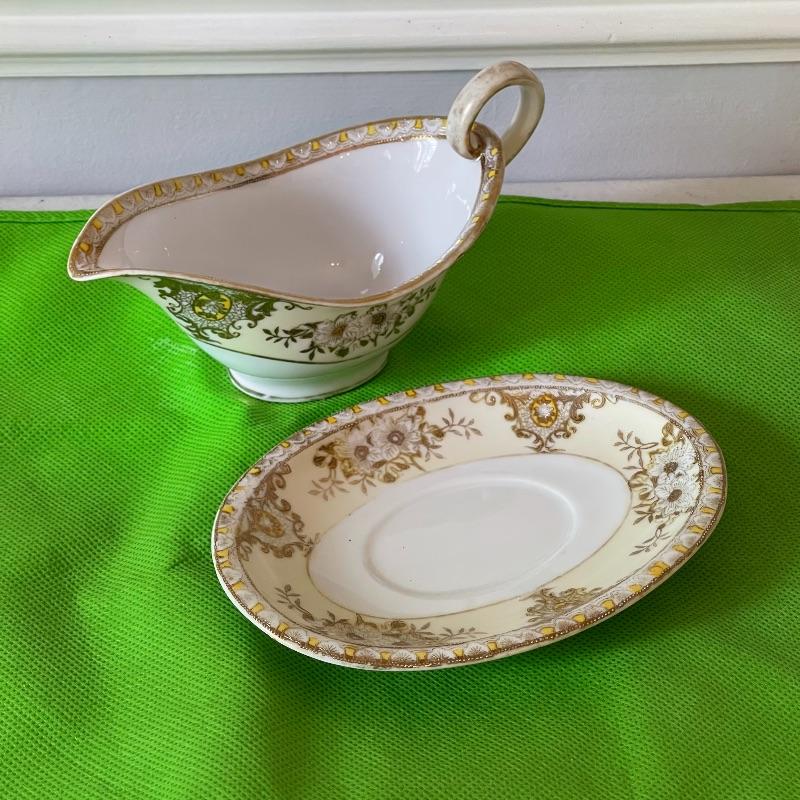 Noritake Gravy Bowl with Saucer
