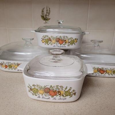 Lot 559: Vintage "Spice of Life" Corning Ware 