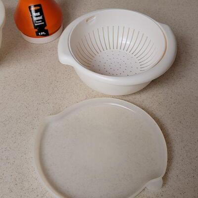 Lot 563: Plastic Funnel and Bowls