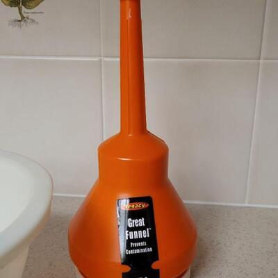 Lot 563: Plastic Funnel and Bowls