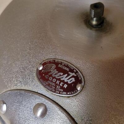 Lot 565: Presto Cooker
