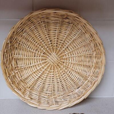 Lot 576: Apron, Large Basket Plate and Metal Trivet