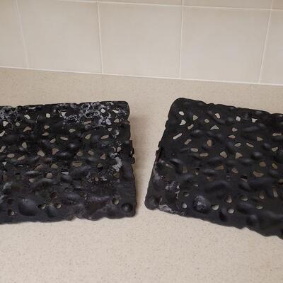 Lot 580: (2) Cast Iron Grill Presses