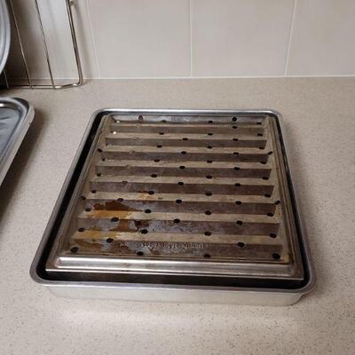 Lot 583: Broiler Pans and Racks