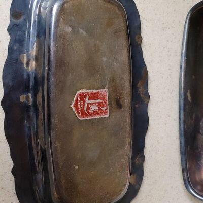 Lot 589: Silverplate Butter Dish and Meat Platter er