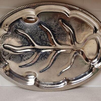 Lot 589: Silverplate Butter Dish and Meat Platter er