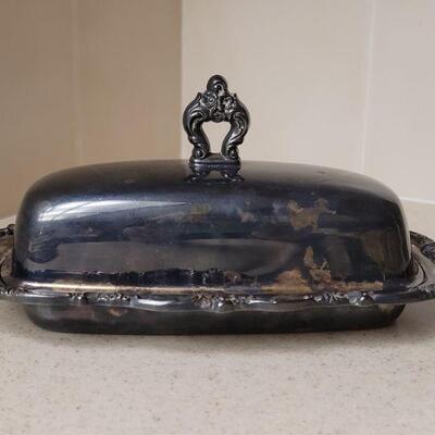 Lot 589: Silverplate Butter Dish and Meat Platter er
