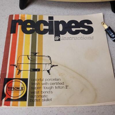 Lot 592: Electric Skillet