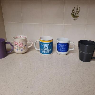 Lot 608: Coffee Cup lot