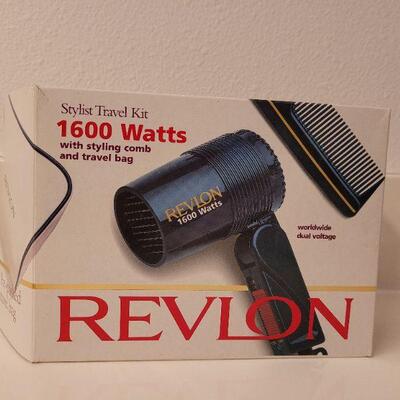 Lot 629: New in Box Revlon Blow Dryer 