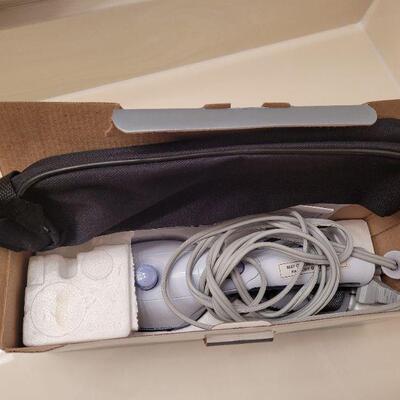 Lot 647: Rowenta Steamer