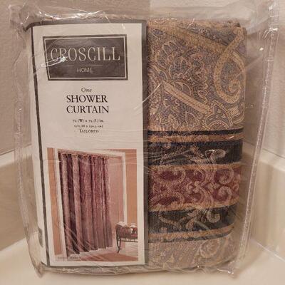 Lot 649: NEW Croscill Shower Curtain 
