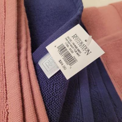 Lot 659: New RESTORATION HARDWARE Hand Towels