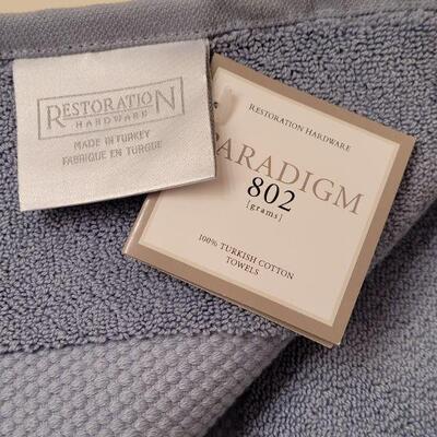 Lot 660: New RESTORATION HARDWARE Hand Towels (3)