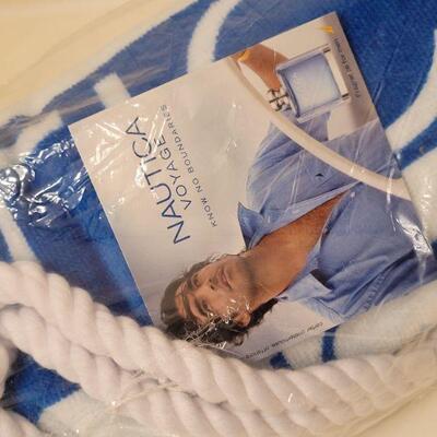 Lot 667: New Nautica Beach Towel 