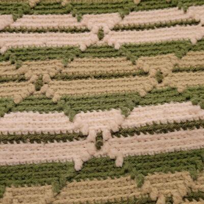 Lot 671: Handmade Throw Blanket (Greens & white)