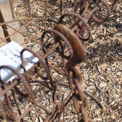 Lot 25  Garden industrial 