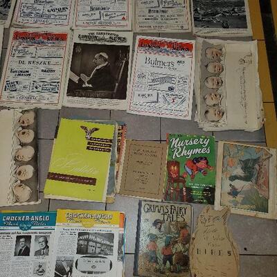 Lot 58 Vintage magazines 1940s, 50s 60s.