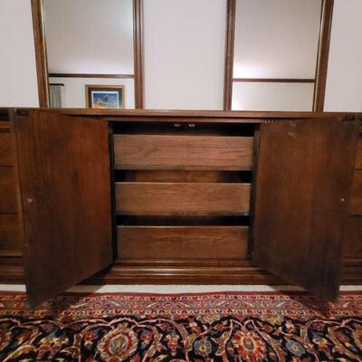 Lot 687: Long Dresser with (2) Mirrors
