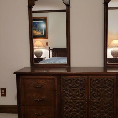 Lot 687: Long Dresser with (2) Mirrors
